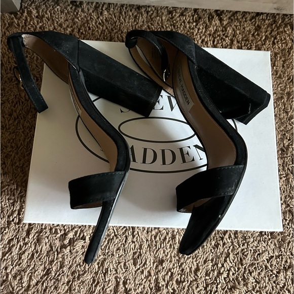 Steve Madden open toe heels - Picture 2 of 6